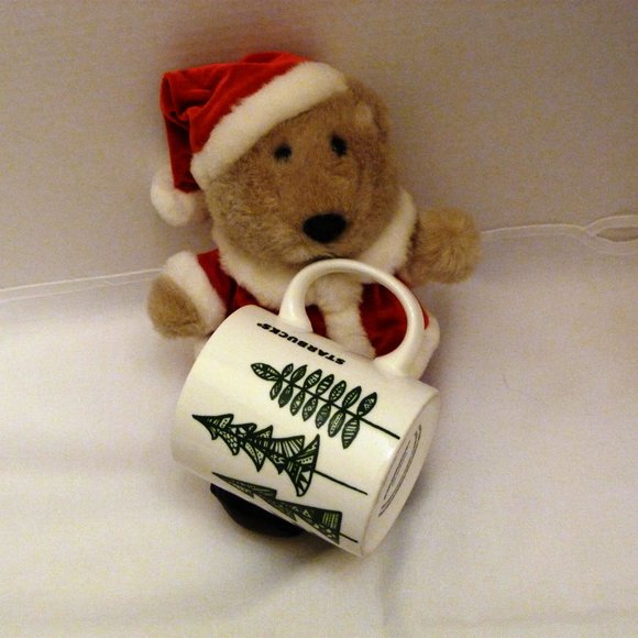 STARBUCKS COFFEE Christmas Collectibles Lot Annual 12th Ed Santa Bear & 2015 Mug - Picture 2 of 16